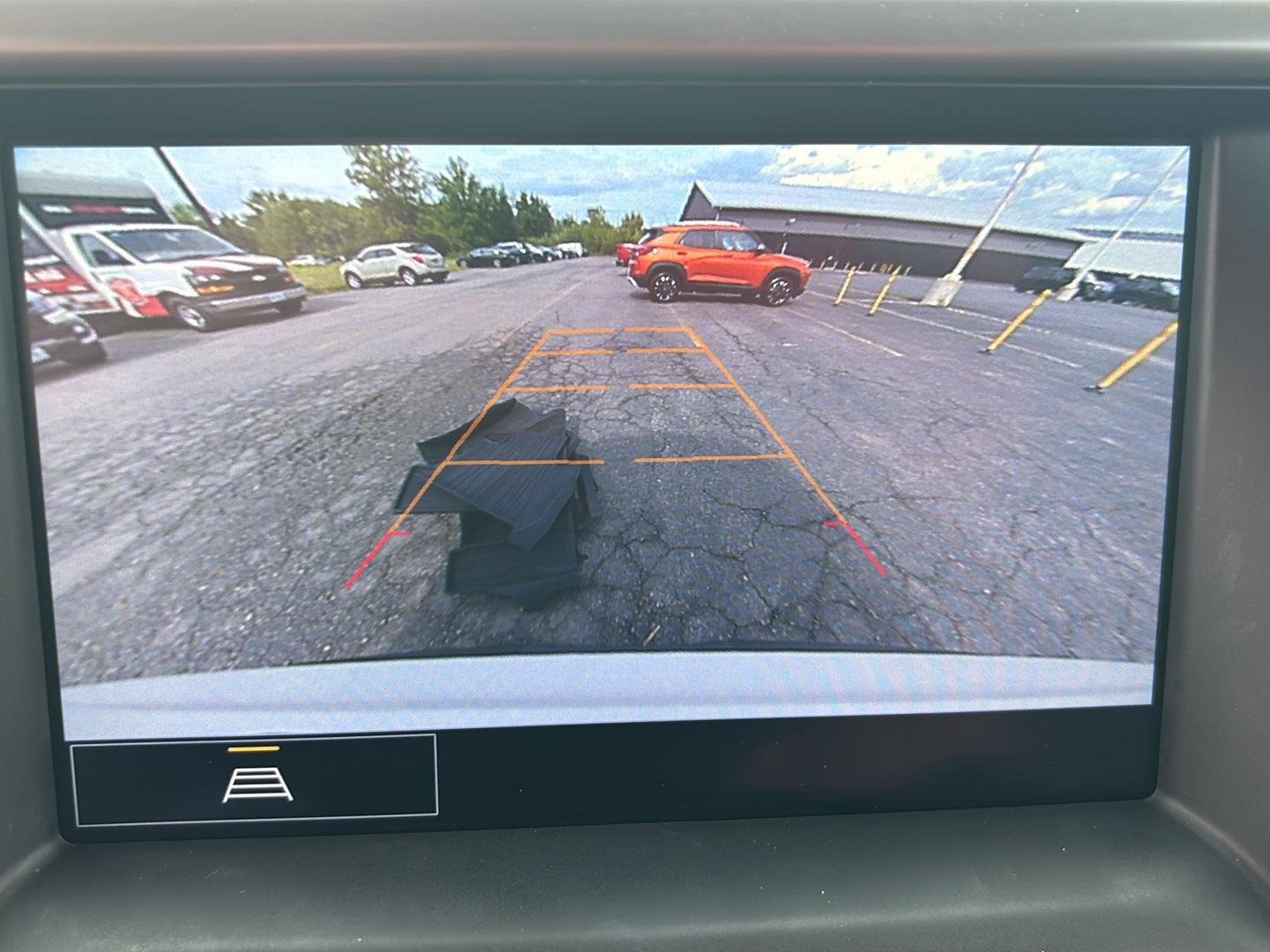 Used 2023 Summit White GMC AT4 image 30