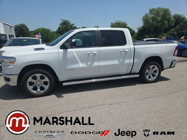 2019 RAM 1500 Big Horn/Lone Star 4x4 Crew Cab 5'7's photo