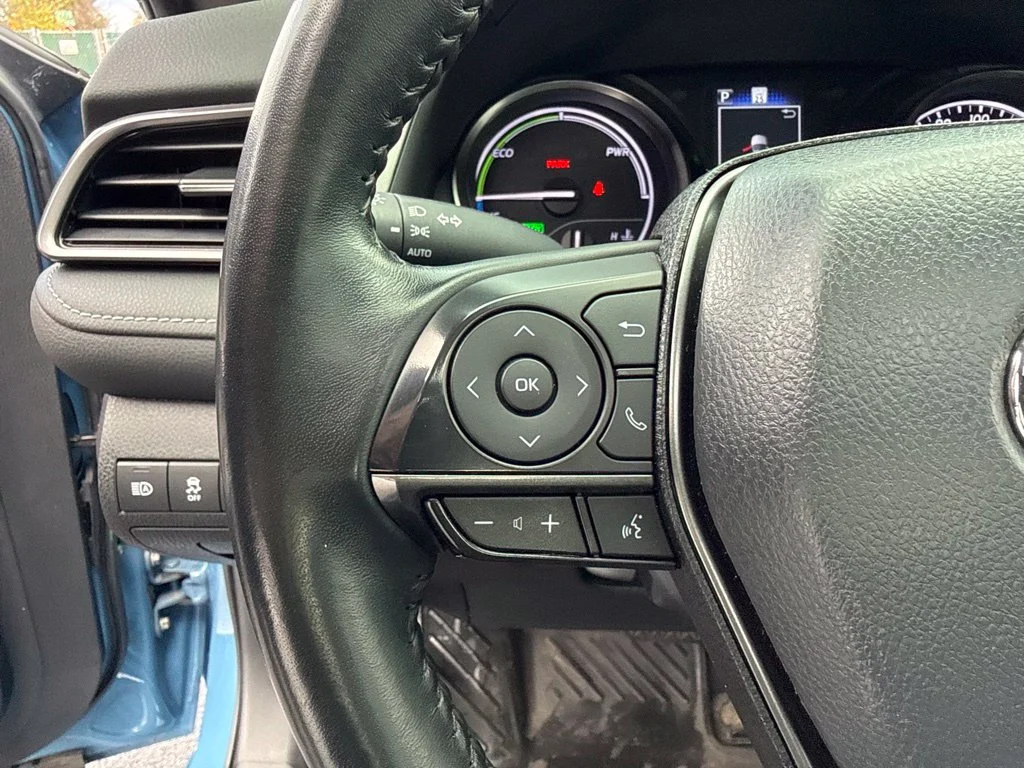 Used 2023 Blue Toyota SE image 11