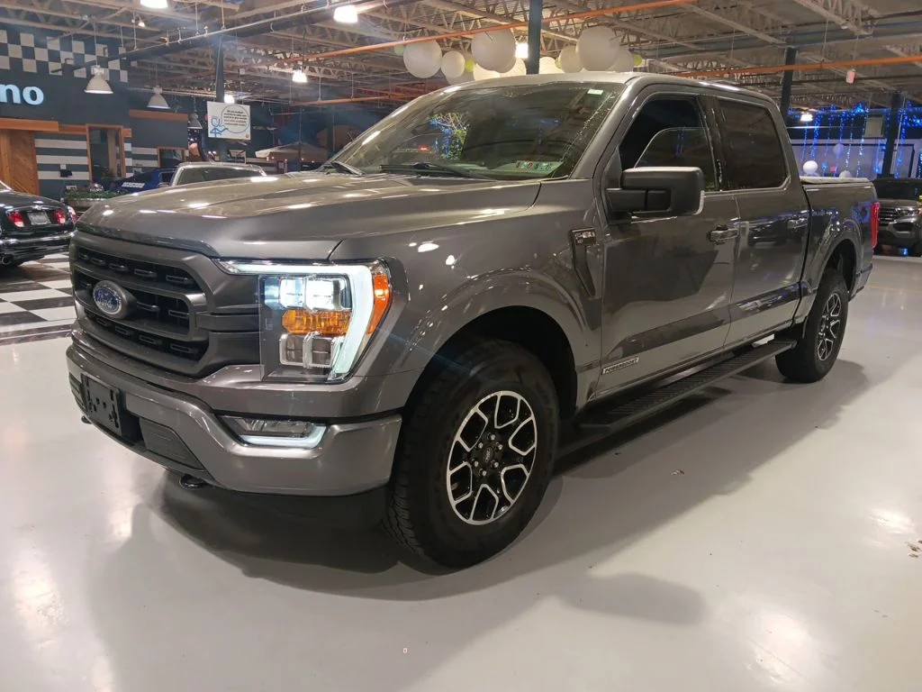2023 Ford F-150 XLT 4x4 SuperCrew 5-1/2 Box's photo