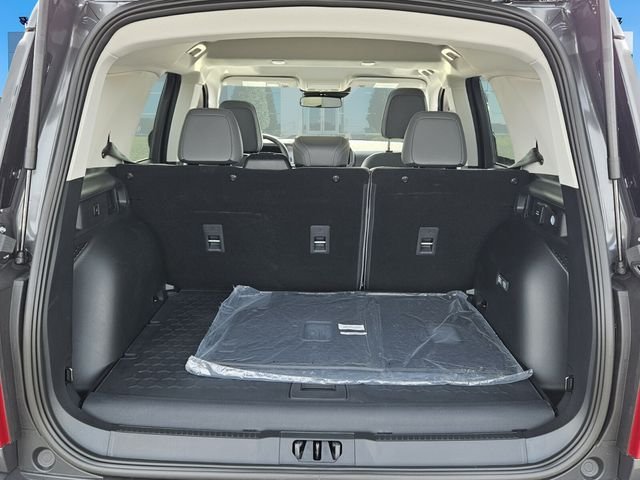 New 2025 Carbonized Gray Metallic Ford Badlands® image 7
