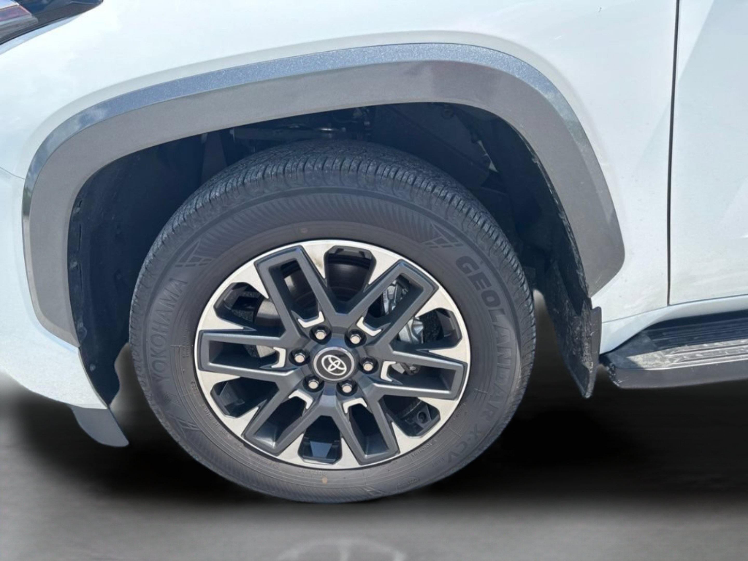 Certified Used 2026 Pearl Toyota Limited image 31