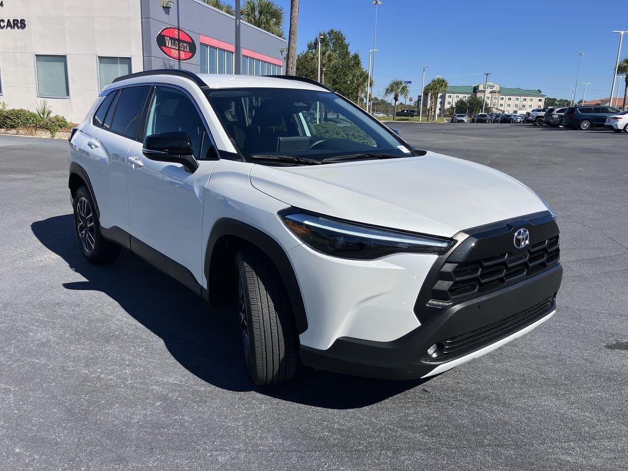 Used 2026 White (Wind Chill Pearl) Toyota XLE image 7