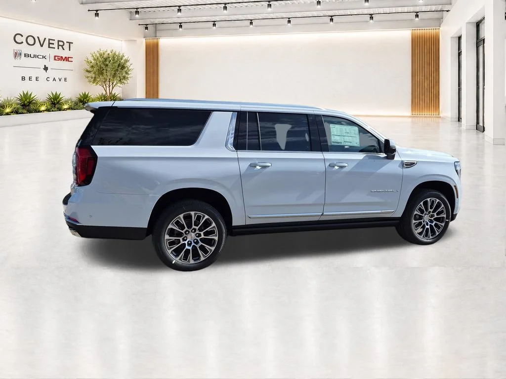 2026 GMC Yukon XL Denali - Photo 12