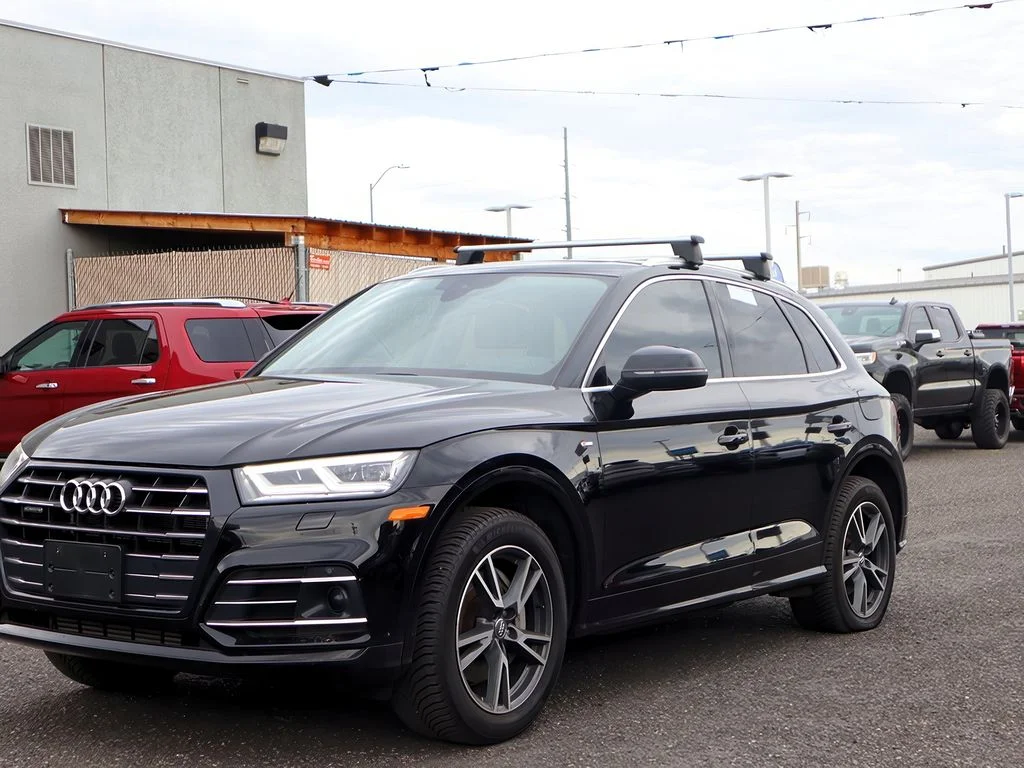 Used 2020 Mythos Black Metallic Audi Premium Plus image 3