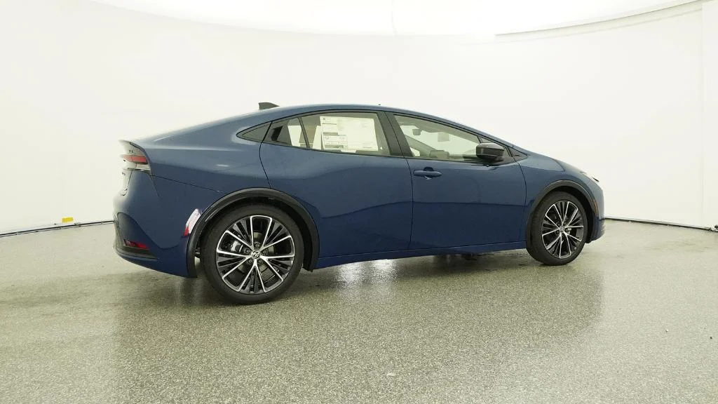 New 2026 Reservoir Blue Toyota XLE image 22