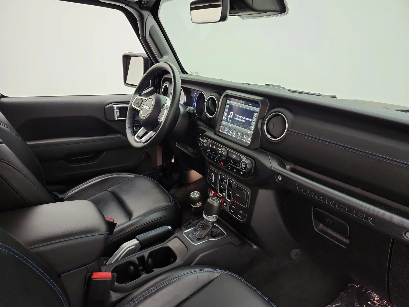 Used 2021 Black Clearcoat Jeep Unlimited Rubicon 4x4 image 17
