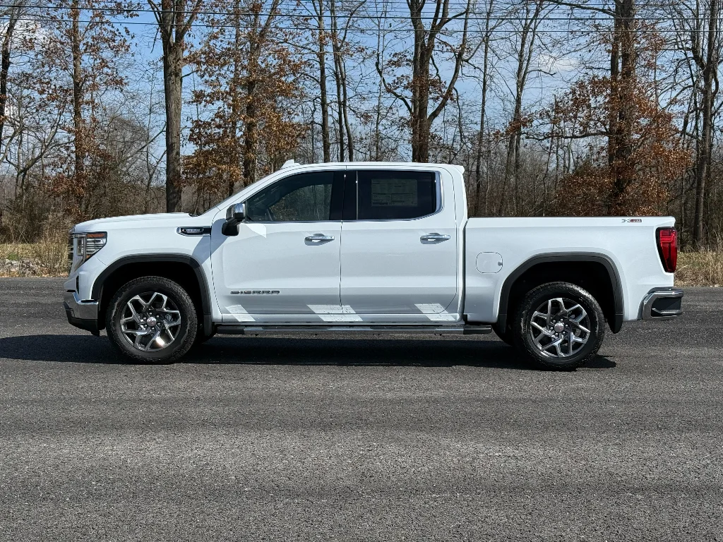 2026 GMC Sierra 1500 SLT - Photo 6
