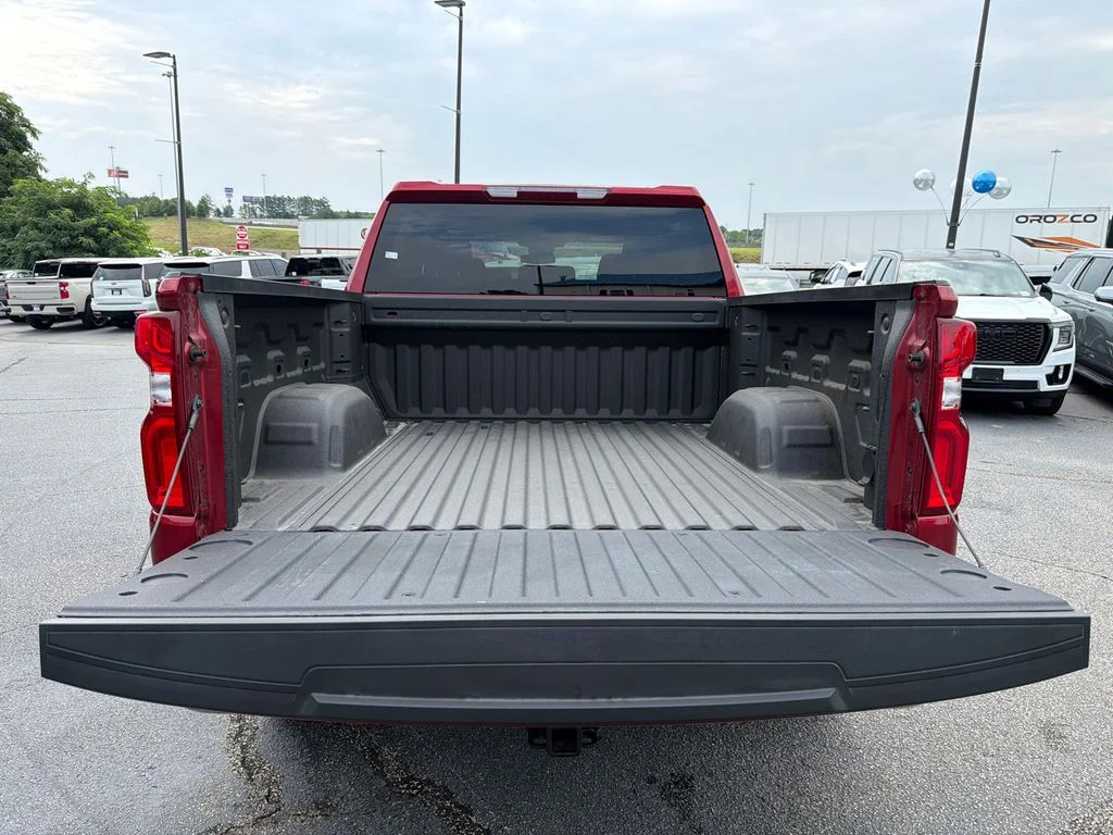 Used 2025 Red Chevrolet RST image 18