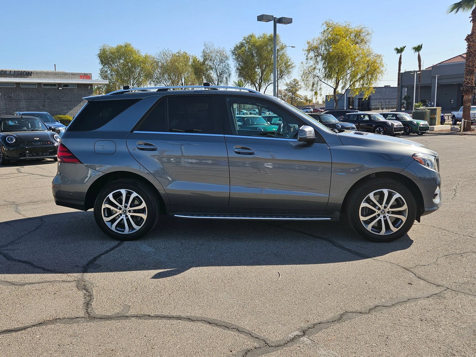Used 2018 Selenite Grey Metallic Mercedes-Benz GLE 550e image 4