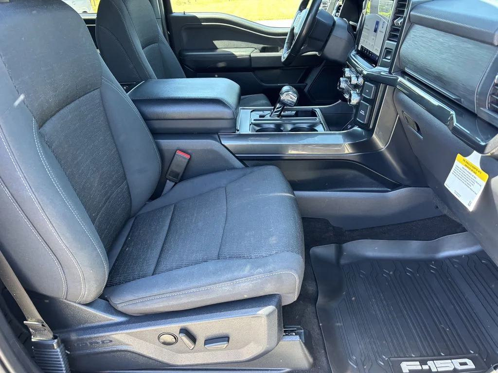 Used 2022 Black Ford XLT image 21