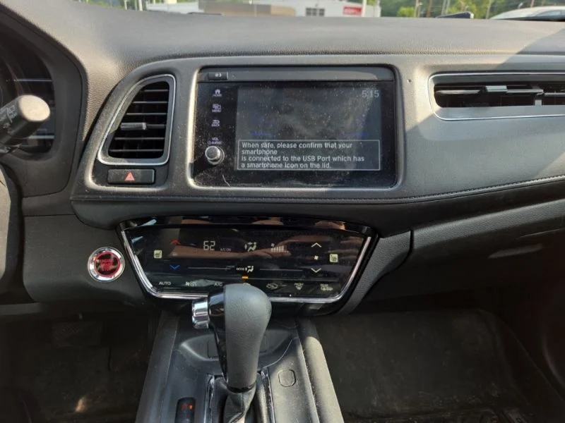 Used 2020  Honda EX image 13