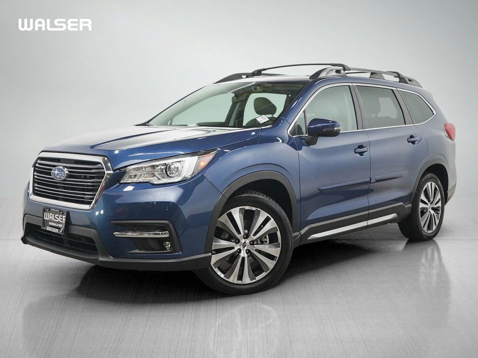 Used 2022 Abyss Blue Pearl Subaru Limited image 1