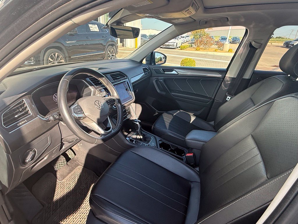 Used 2022 Charcoal Volkswagen 2.0T SE image 8