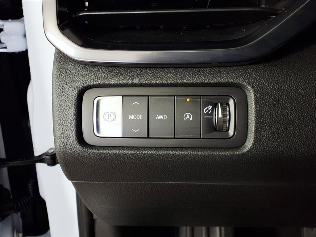 2026 GMC Acadia AT4 - Photo 44