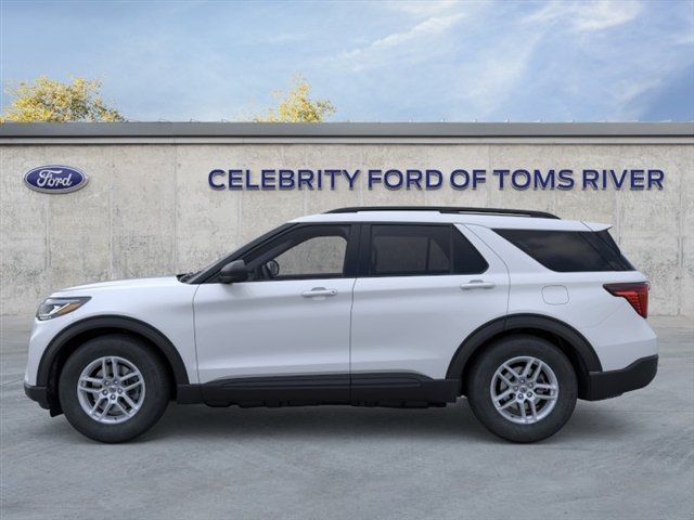Used 2026 Space Silver Ford Active image 3