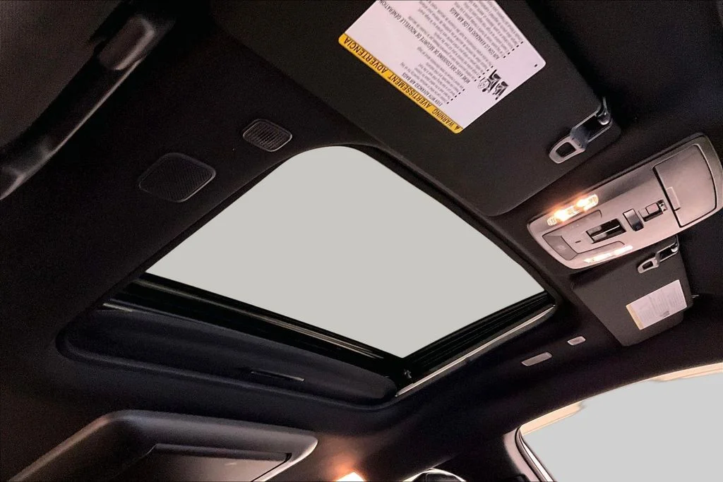 Used 2025 Silver Toyota Platinum image 28
