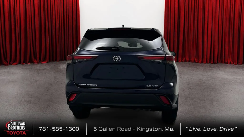 Used 2024 Blue Toyota XLE image 6