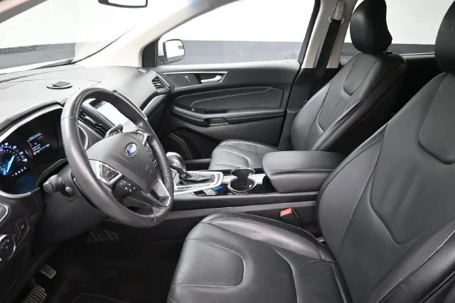 Used 2018 Ingot Silver Ford Titanium image 17