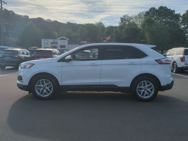 Used 2024 White Ford SEL image 10