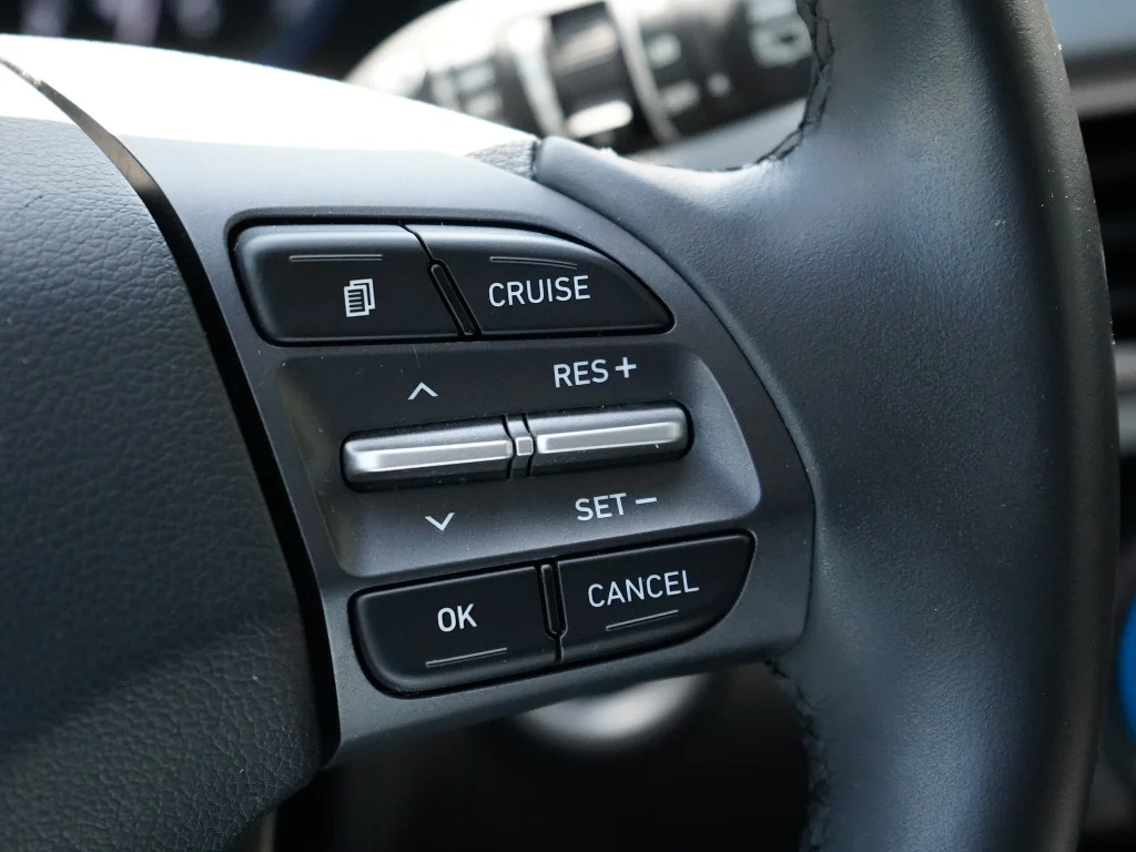 Used 2021 Sonic Silver Hyundai SEL Plus image 21