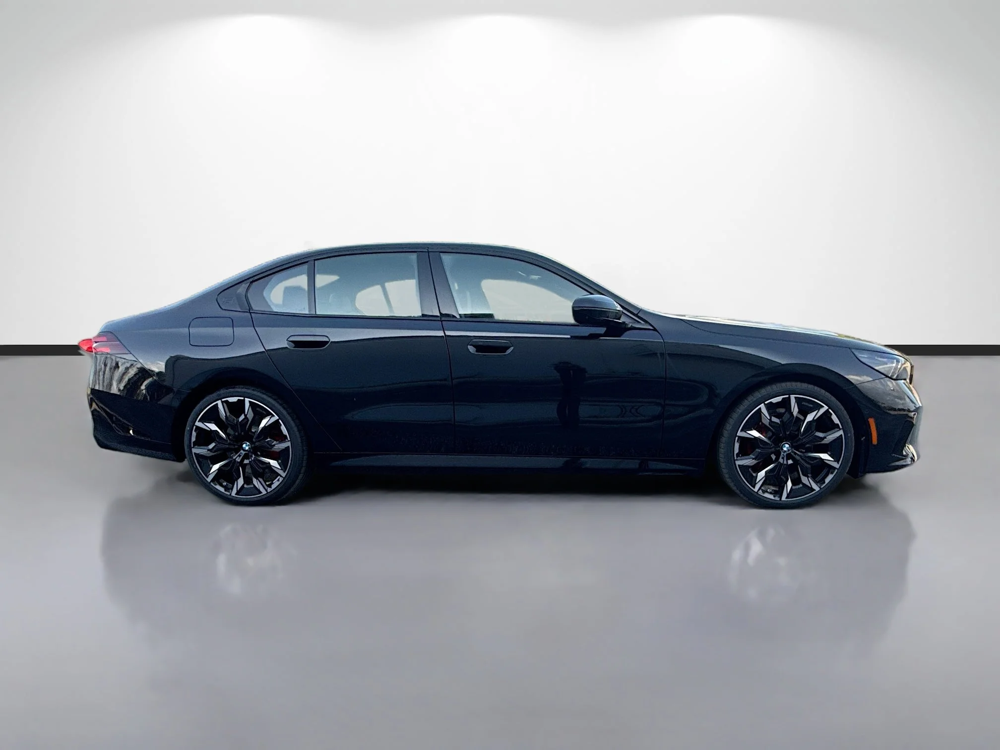 New 2027 Black Sapphire Metallic BMW 530i image 2