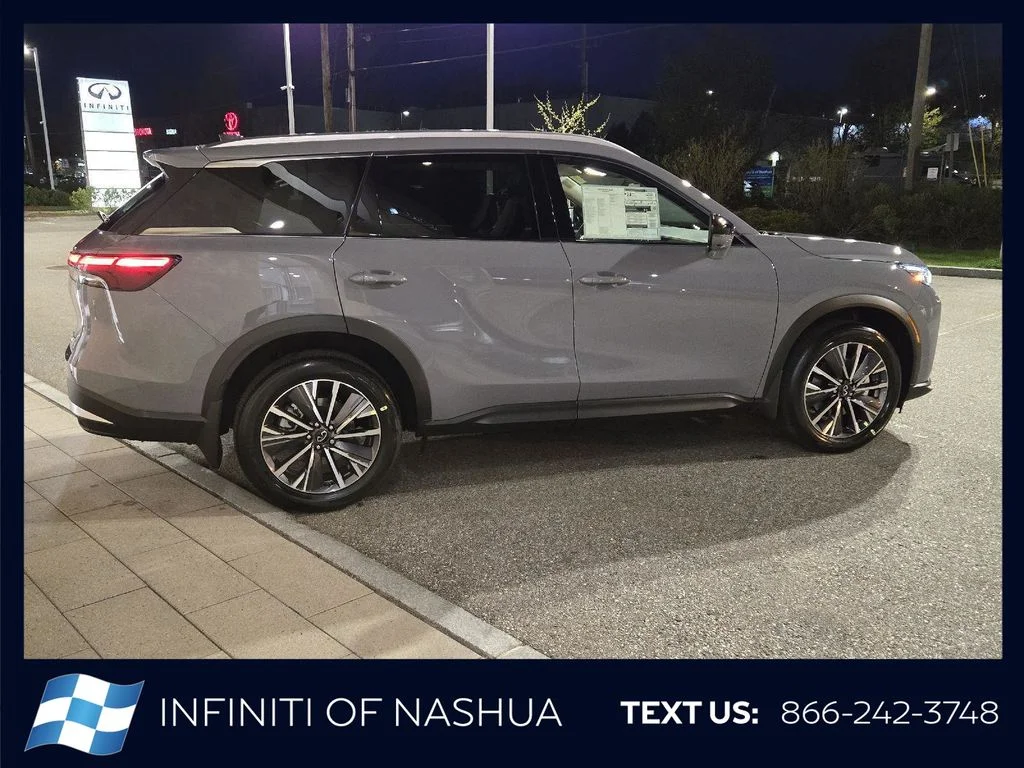 New 2027 HARBOR GRAY INFINITI Luxe AWD image 14
