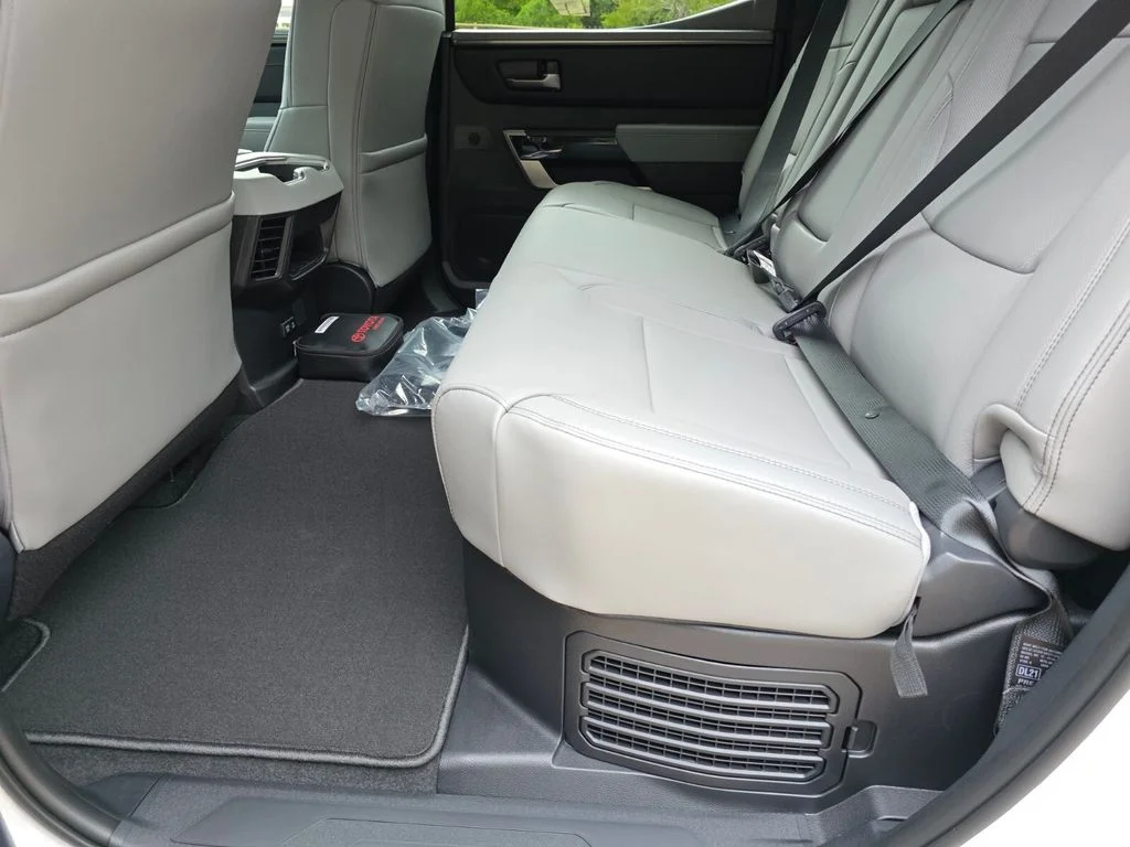 2026 Toyota Tundra Limited - Photo 21