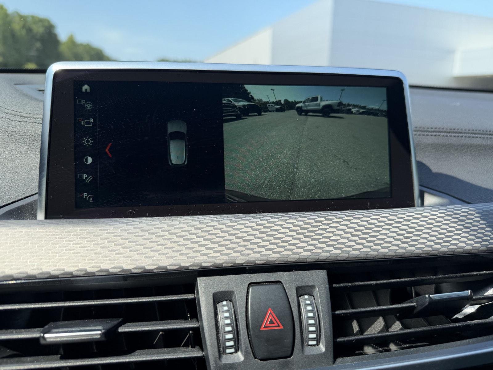Used 2018 Black Sapphire Metallic BMW xDrive28i image 11