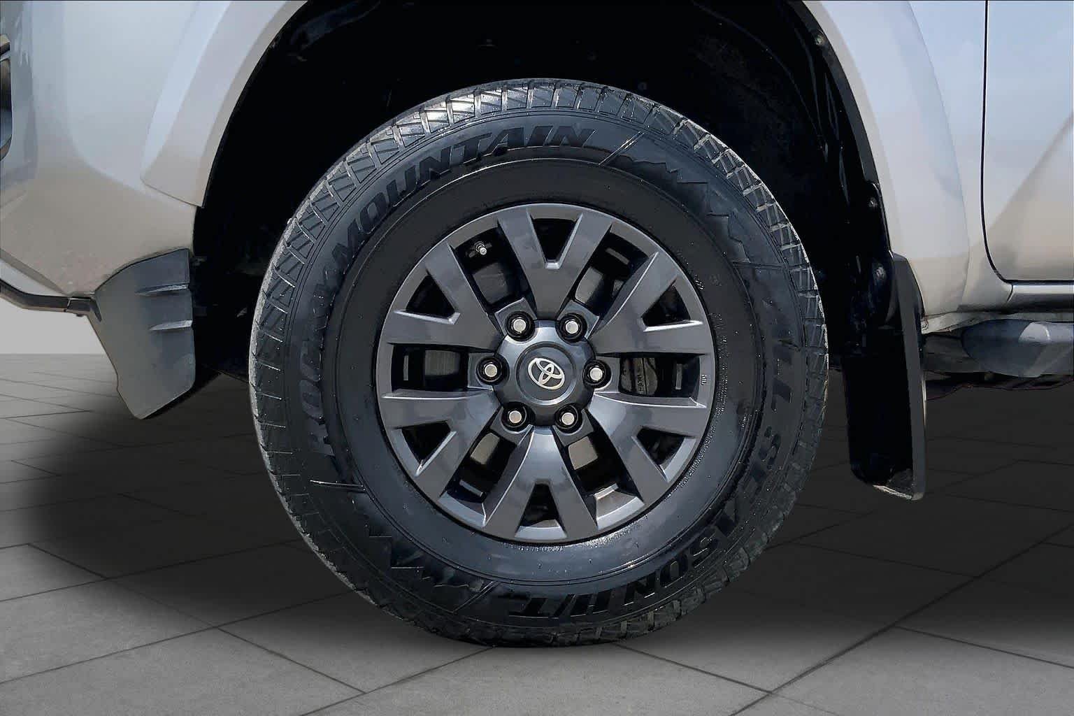 Used 2021 Silver Sky Metallic Toyota SR5 image 11