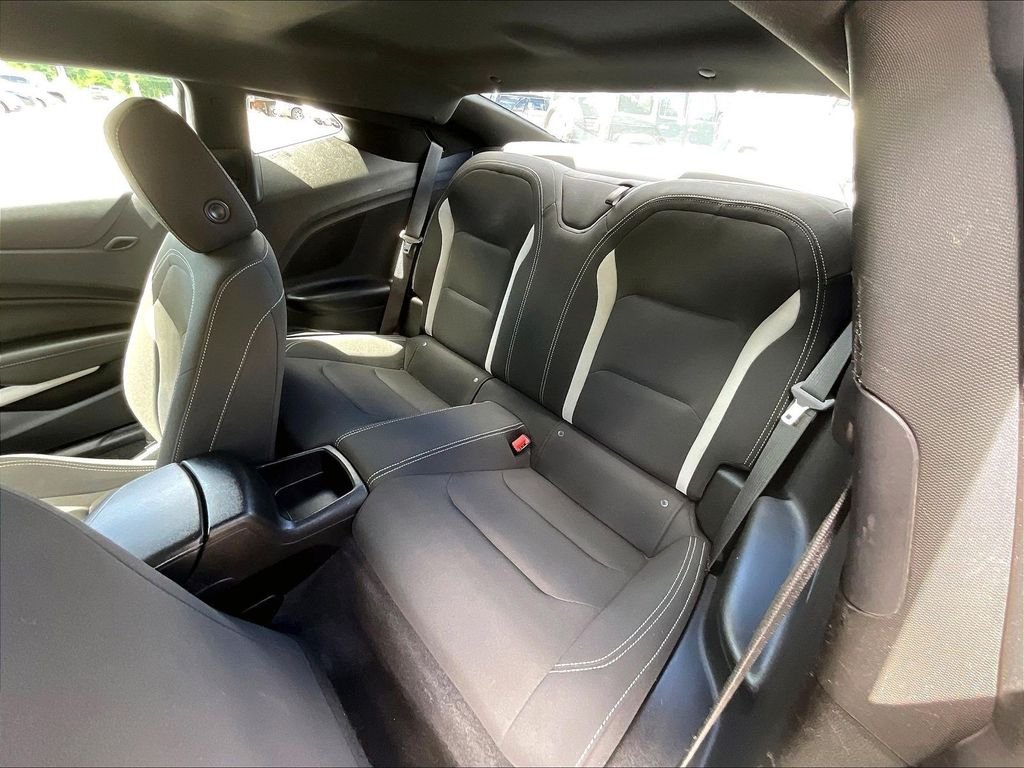 Used 2020 Gray Chevrolet 1LT image 23
