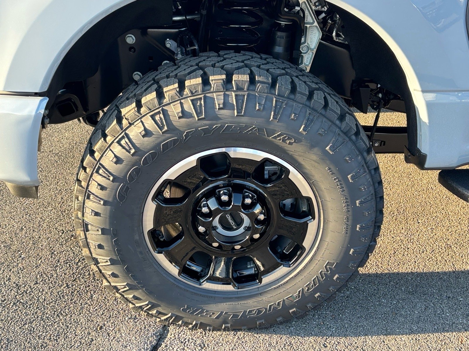 New 2026 Glacier Gray Metallic Tri-Coat Ford F-350® Platinum® image 6