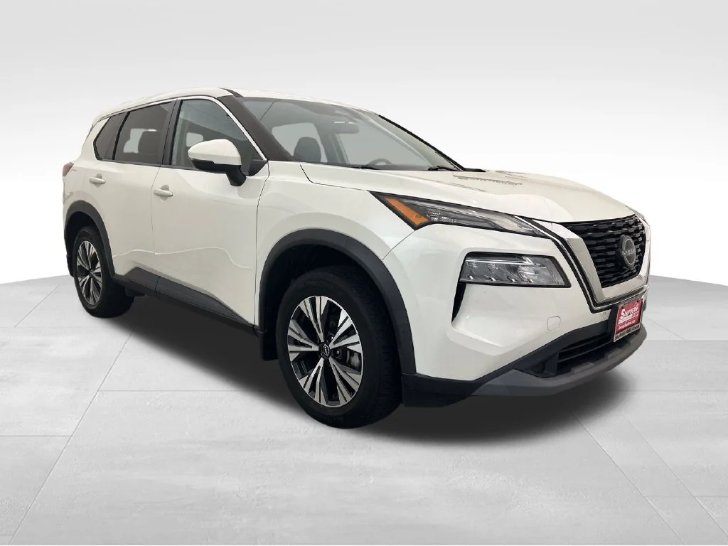 Used 2022 White Nissan SV image 8