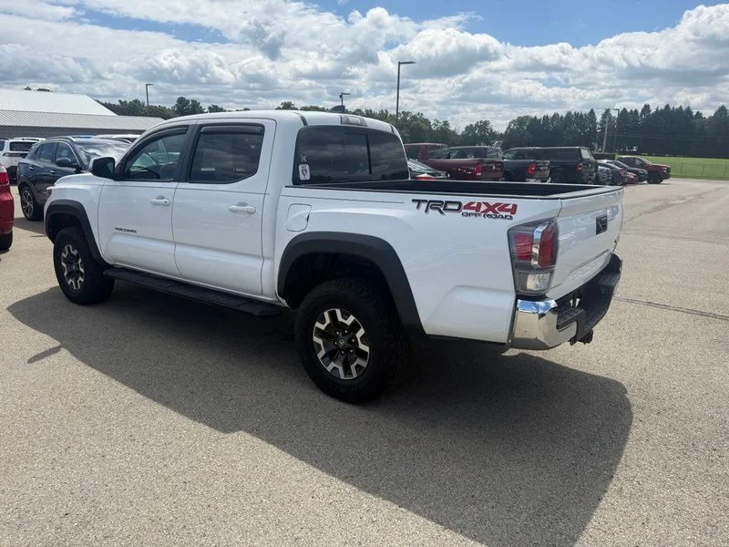 Used 2020 White Toyota TRD Off-Road image 15
