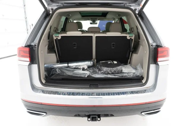 2026 Volkswagen Atlas SE w/Tech - Photo 8