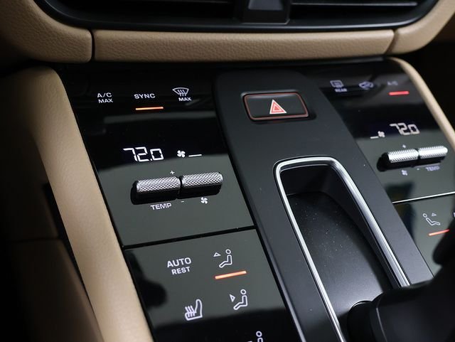 Used 2022 White Porsche S image 25