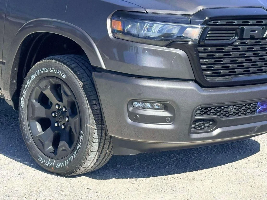 New 2026 Granite Crystal Metallic Clear-Coat Exterior Paint RAM Big Horn/Lone Star image 5