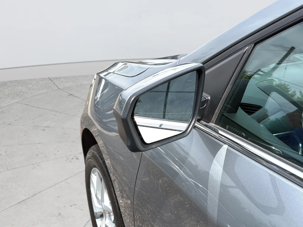 Used 2023 Gray Chevrolet LT image 31