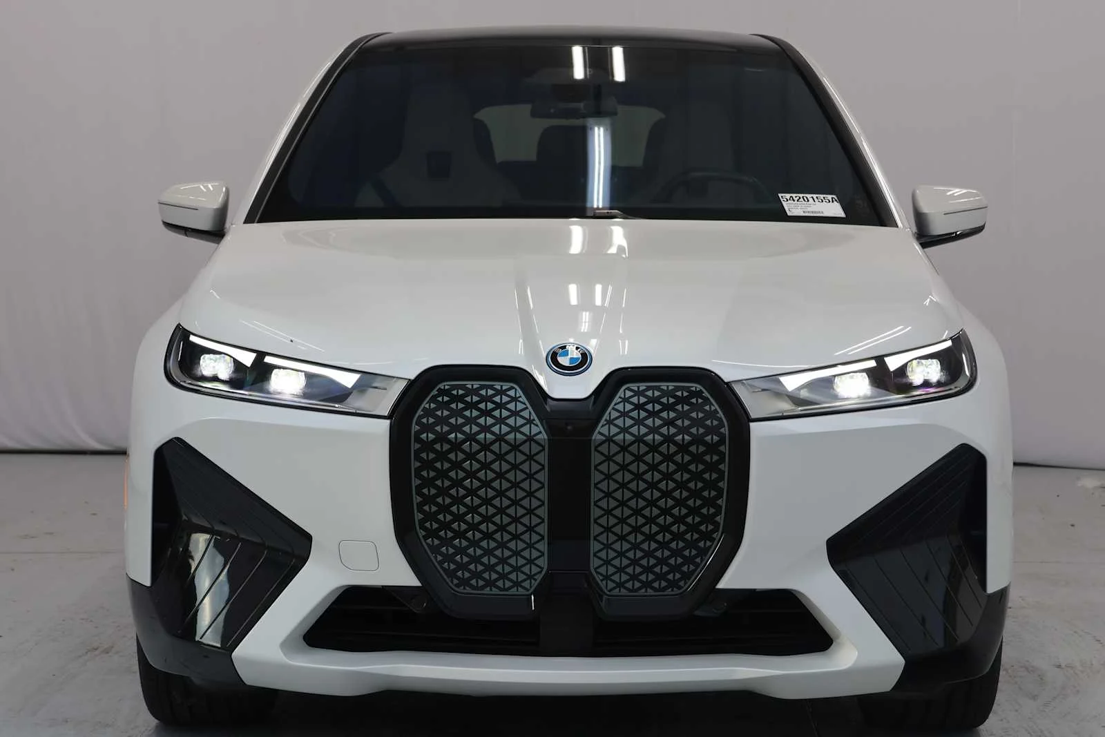 Used 2024 BMW iX Base with VIN WB523CF02RCP50144 for sale in Plano, TX