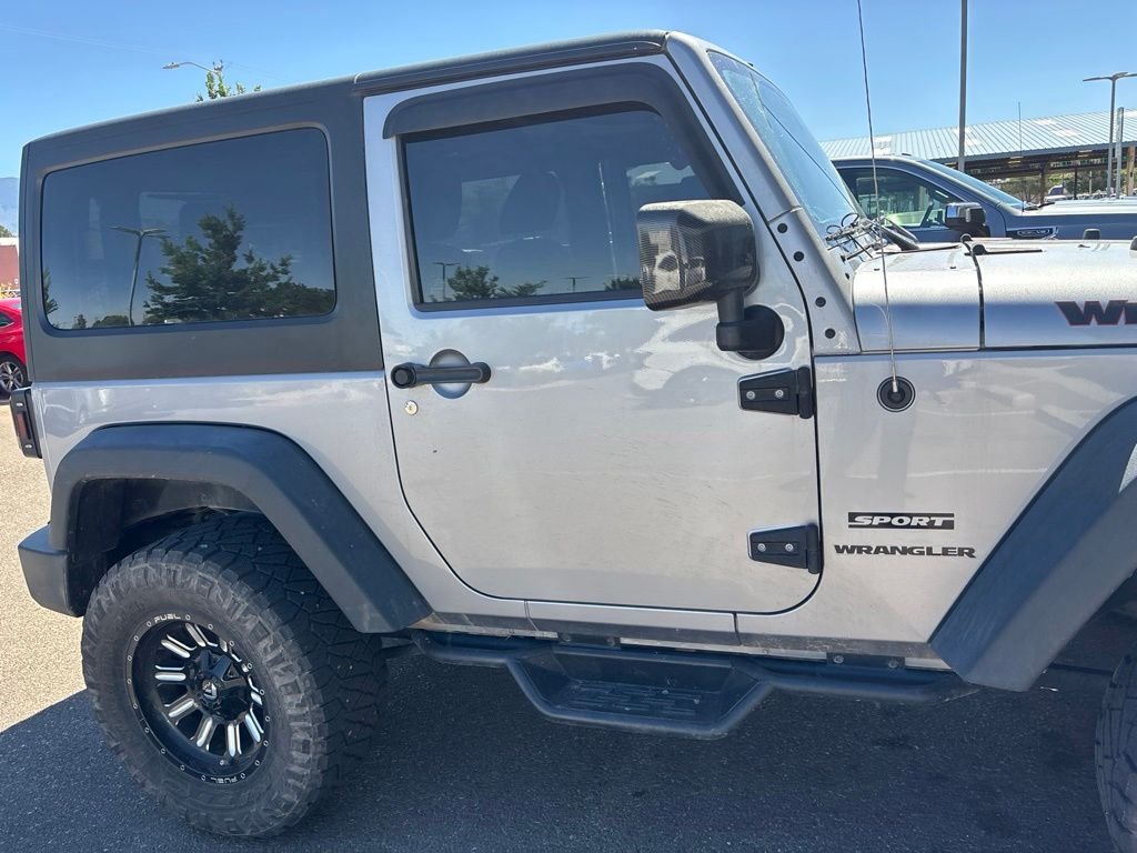 Used 2014 Gray Jeep Sport image 16