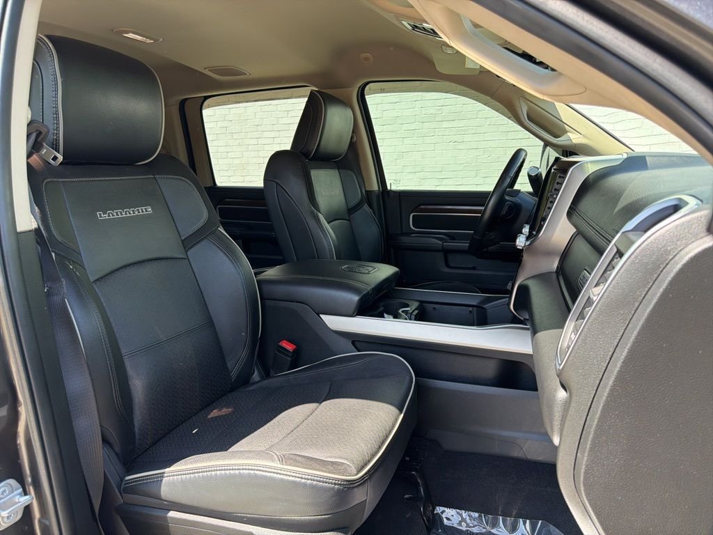 2022 RAM Ram 3500 Pickup Laramie - Photo 14