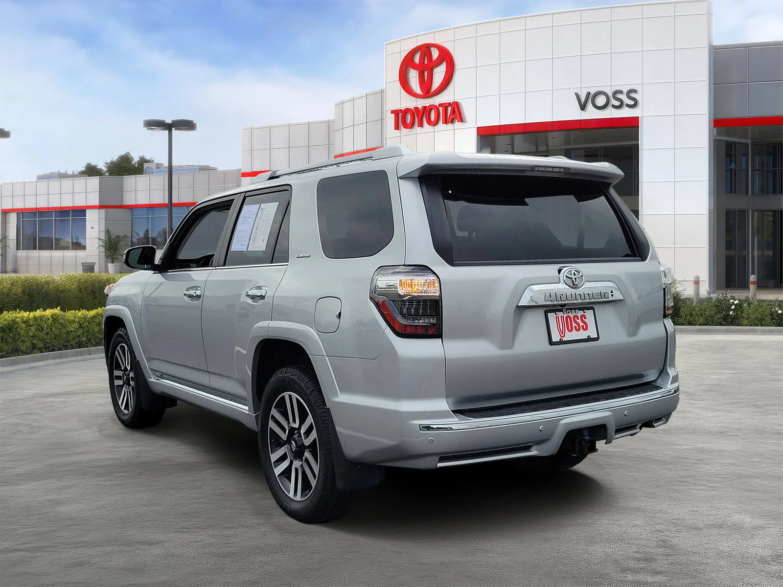 Certified Used 2024 Classic Silver Metallic Toyota Limited image 3