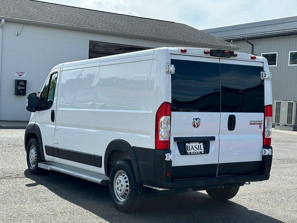 Used 2025 White Ram Base image 13