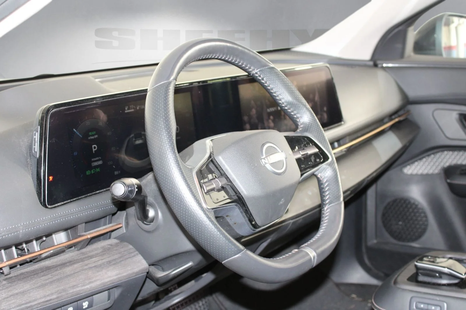 Used 2023 Gray Nissan ENGAGE image 3