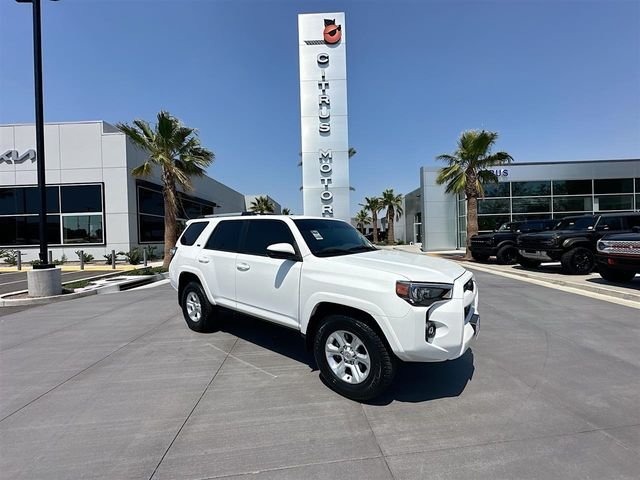 2023 Toyota 4Runner SR5 RWD V6's photo