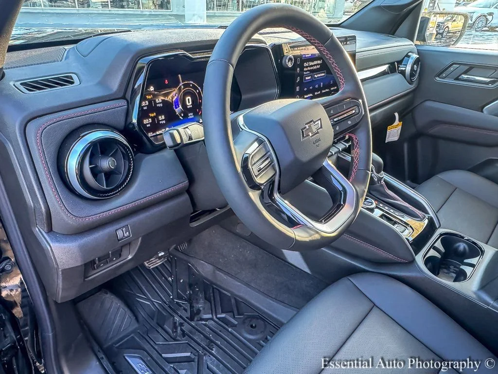 2026 Chevrolet Colorado Z71 - Photo 12