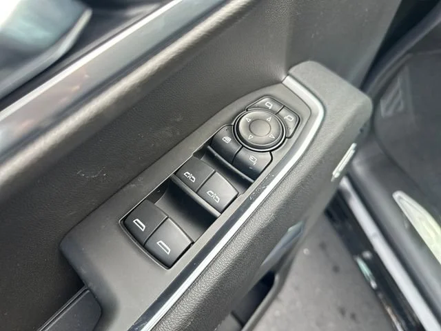 2026 Chevrolet Silverado 1500 LTZ - Photo 11