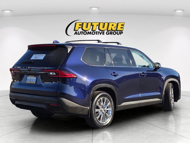 Used 2025  Toyota Platinum image 4