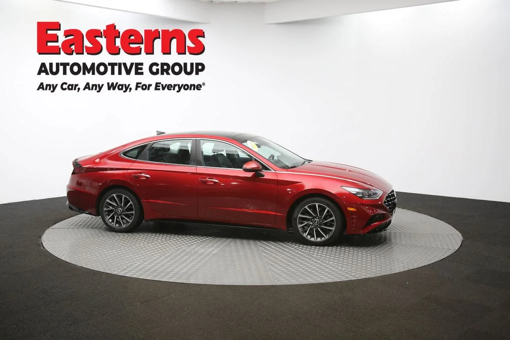 Used 2023 Red Hyundai Limited image 44