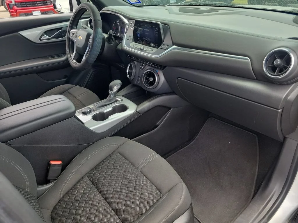 Certified Used 2021 SILVER ICE METALLIC Chevrolet LT image 28